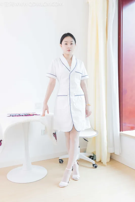 物恋传媒 NO.2142 美兔-纯与白 [150P] - 机器猫次元