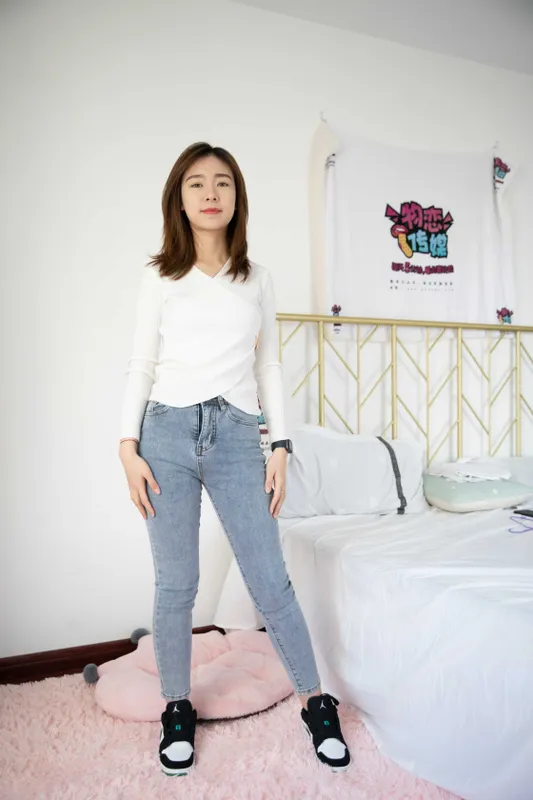 物恋传媒 NO.830 婷婷-风雨旧时光 [187P+1V／5.10GB] - 机器猫次元