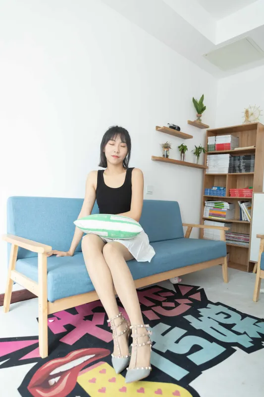 物恋传媒 NO.943期 elise-一生如茶 [200P+1V／4.40GB] - 机器猫次元