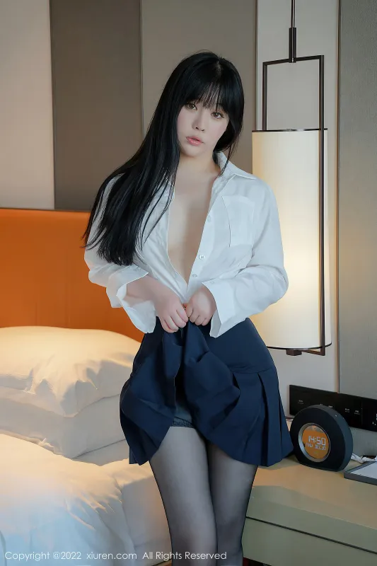 秀人网 No.4558 徐媛媛 黑丝圆润御姐 - 机器猫次元