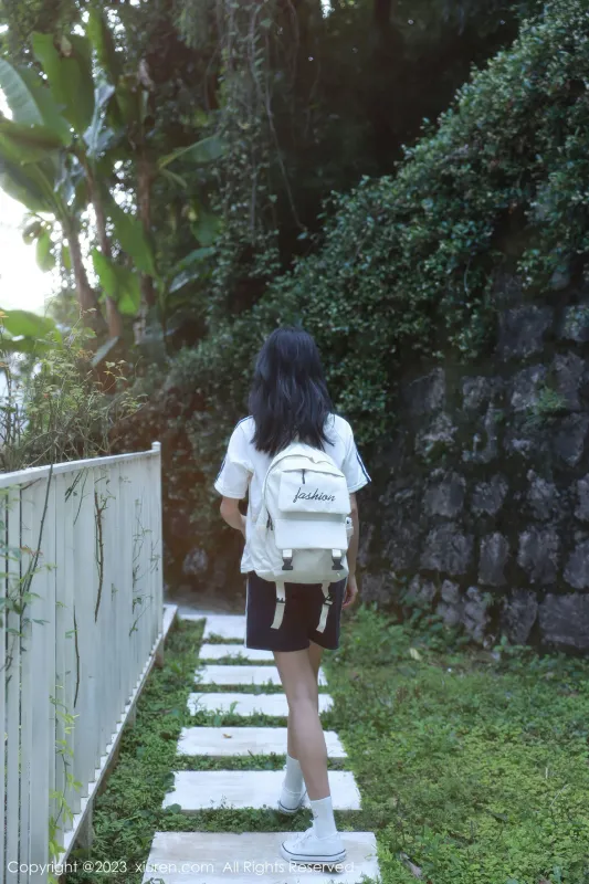 XiuRen 秀人 No.6895 糖豆sisi 学妹制服诱惑首套写真 [55P] - 机器猫次元