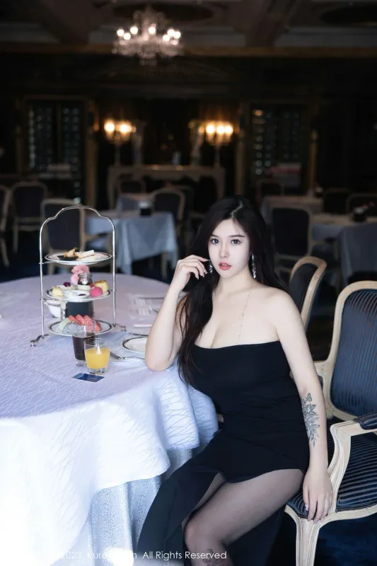 XiuRen 秀人 No.6973 周思乔Betty巨乳黑色露肩短裙性感私房 [81P] - 机器猫次元