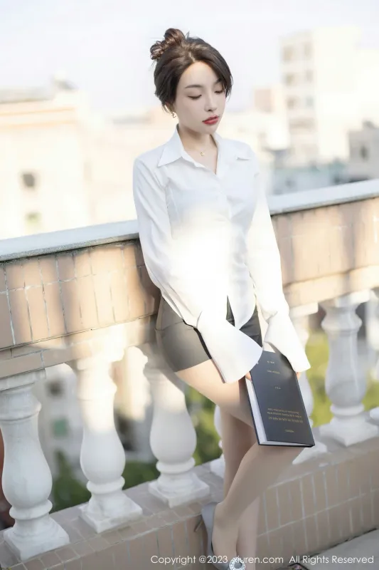 XiuRen 秀人 No.7002 徐莉芝Booty 诱人原色丝袜海南岛旅拍 [85P] - 机器猫次元