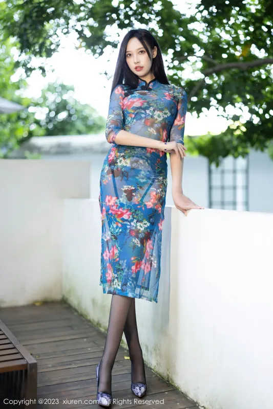 XiuRen 秀人 No.7271 郑颖姗Bev 蓝色旗袍性感写真 [82P] - 机器猫次元