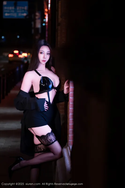 秀人网 果儿Victoria Vol.10899 [72P] - 机器猫次元