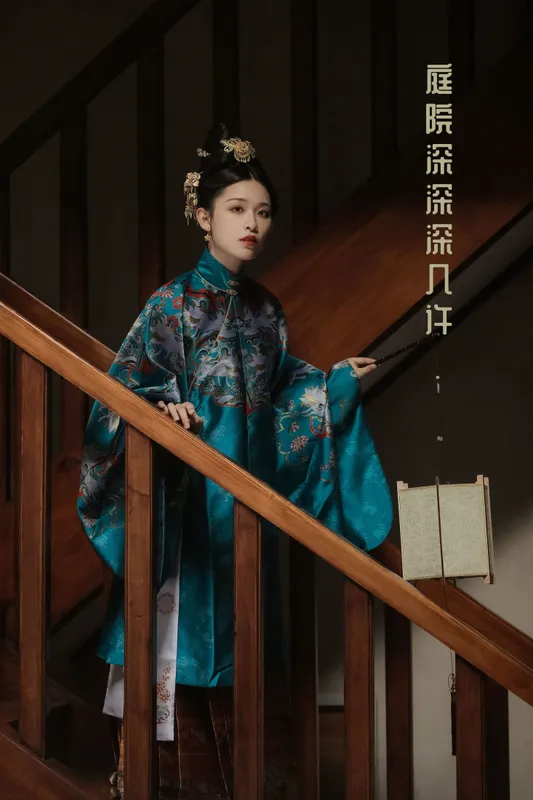 _喵喵家的小鱼干_ - 《庭院深深深几许》[30P]