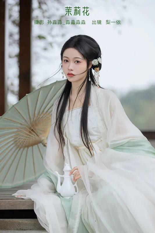 梨一依 – 《茉莉花》[22P] - 机器猫次元