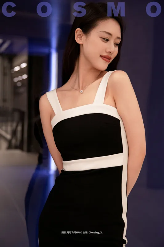 Chenaling_CL – 《COSMO》[22P] - 机器猫次元