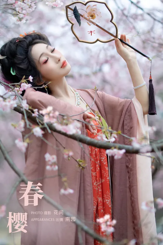 周轩亦（南园竹子） – 《春樱》[22P] - 机器猫次元