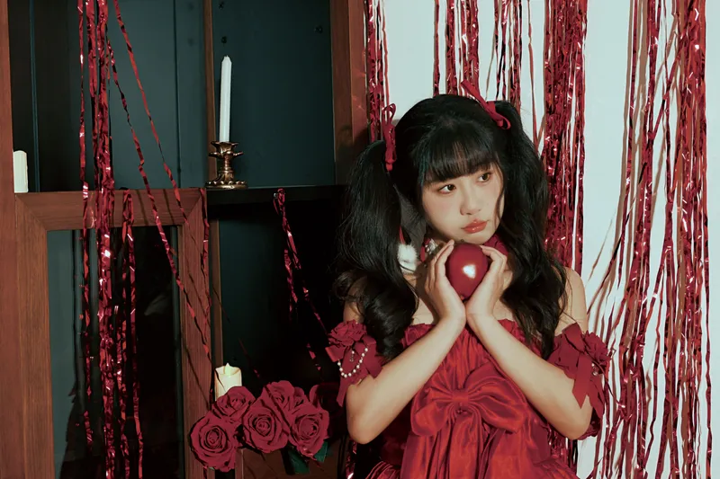 梅子梅子 – 《红裙女孩》[13P] - 机器猫次元
