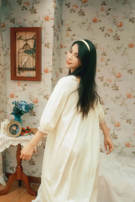 拍拍 – 《复古女孩》[15P] - 机器猫次元