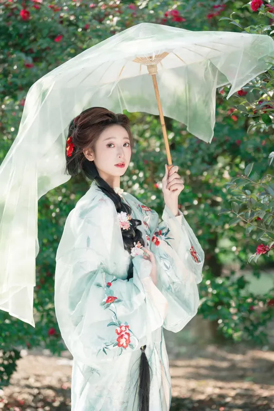 小何 – 《山茶花》[28P] - 机器猫次元