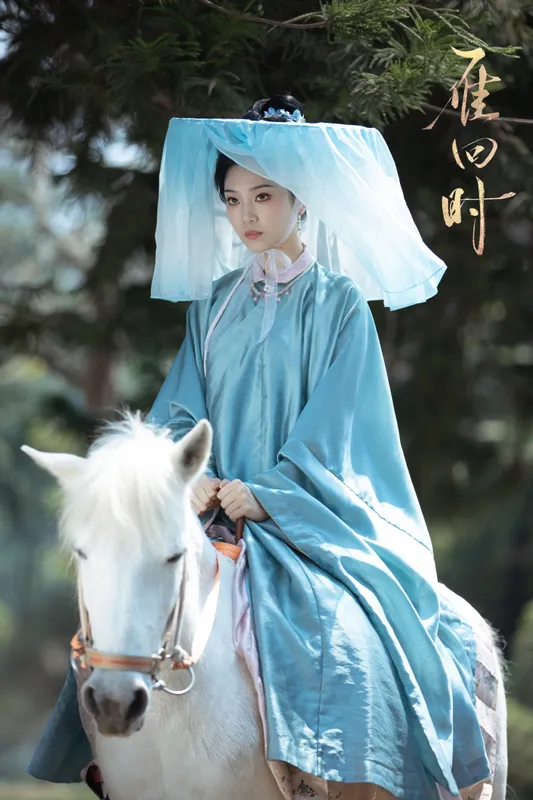 芝芝琪 - 《雁回时 庄寒雁仿妆》[30P]
