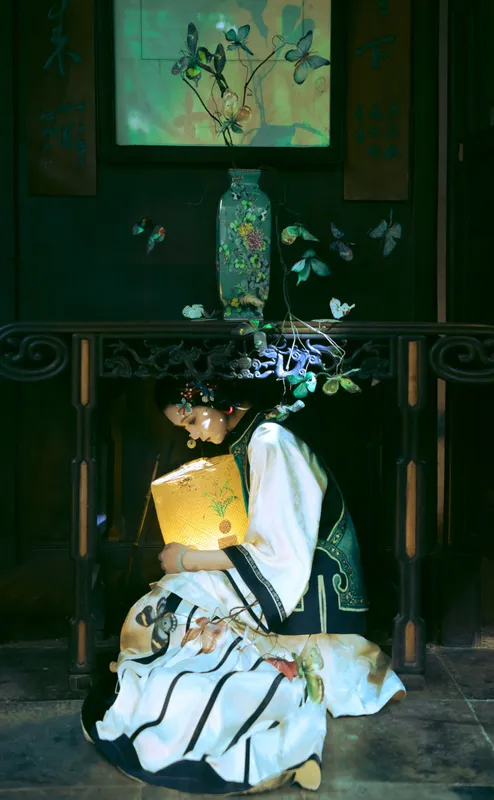 越月 – 《阁楼蝴蝶》[26P] - 机器猫次元