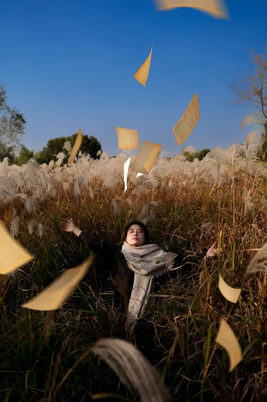 竹官 – 《秋日芦苇荡电影感写真》[13P] - 机器猫次元