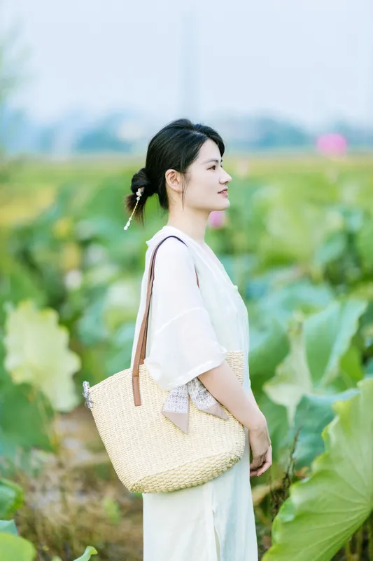 潘潘 – 《春有百花夏有荷》[14P] - 机器猫次元