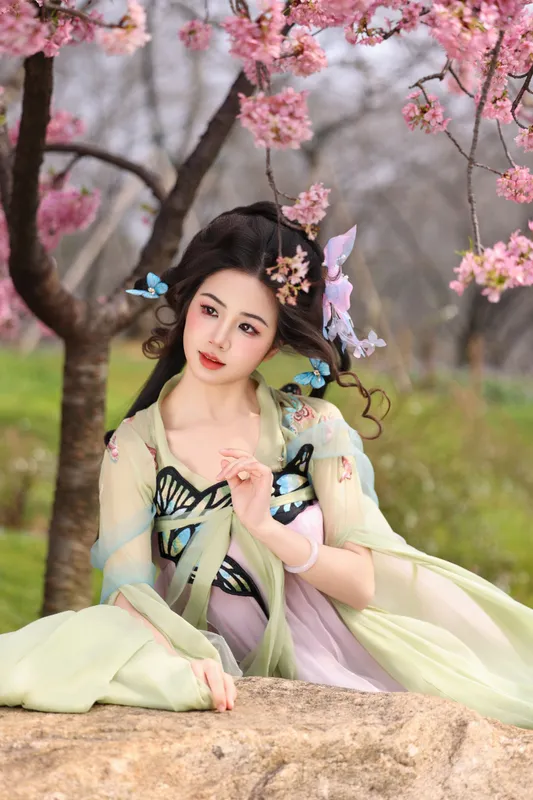 小杜同学 – 《蝴蝶梦》[26P] - 机器猫次元