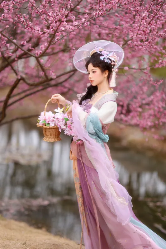 小杜同学 - 《洛神》[46P]