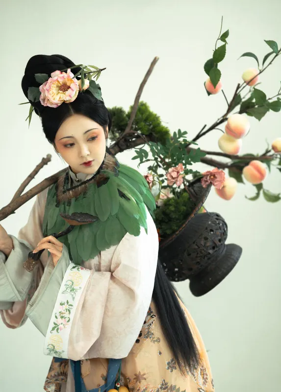 煜月是兔兔 – 《麻姑献寿》[13P] - 机器猫次元