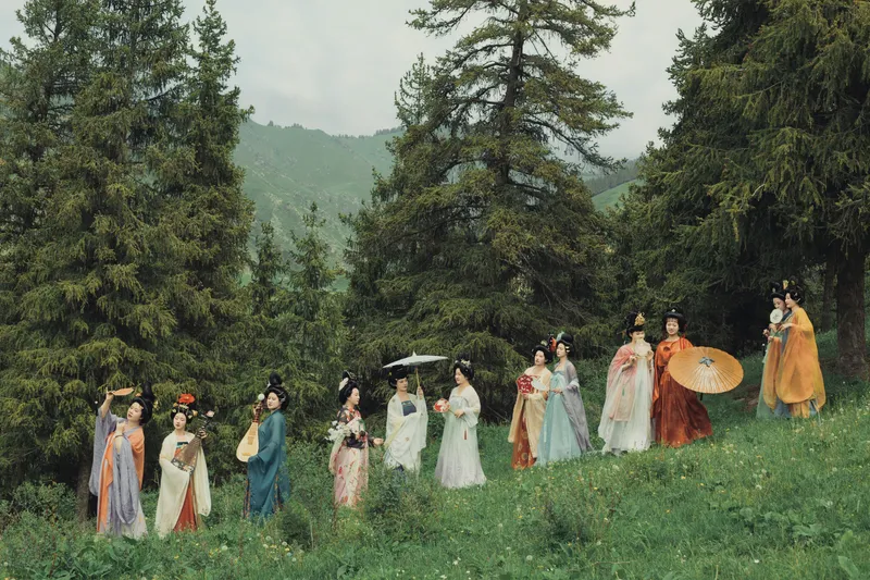 佚名 - 《初夏山行》[50P]