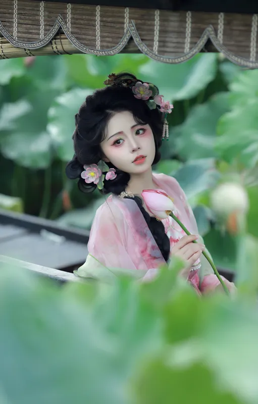 蓁蓁爱吃辣 – 《泛舟》[15P] - 机器猫次元