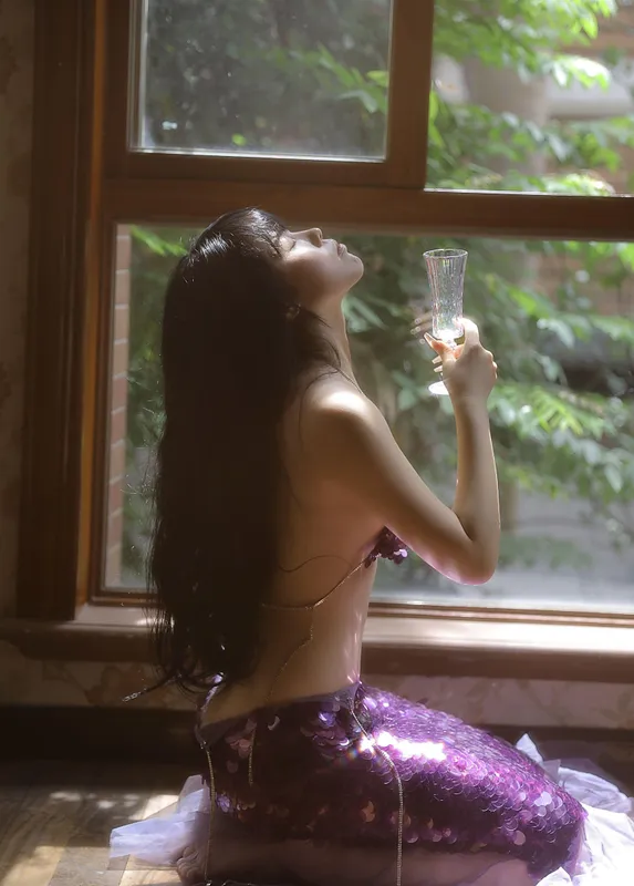 小熊草莓果酱牛奶 – 《她心心念念的紫》[28P] - 机器猫次元