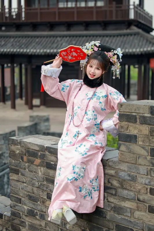 禾禾子 – 《城里来的格格》[13P] - 机器猫次元