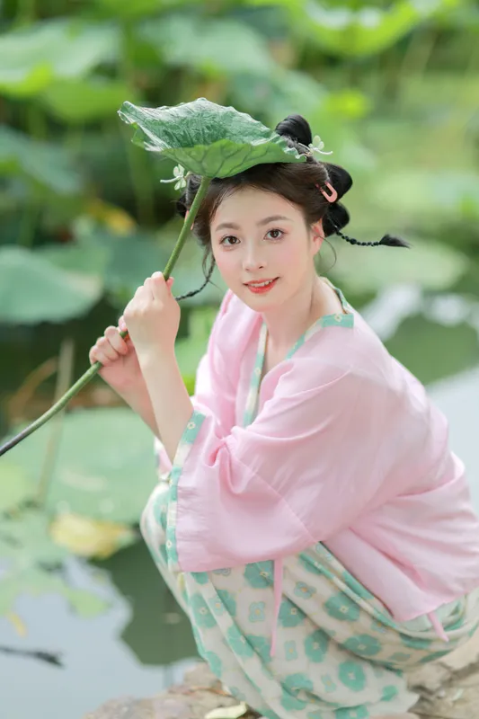 小猫鱼干 – 《树荫照水弄晴柔，闲看蜻蜓立荷头》[13P] - 机器猫次元