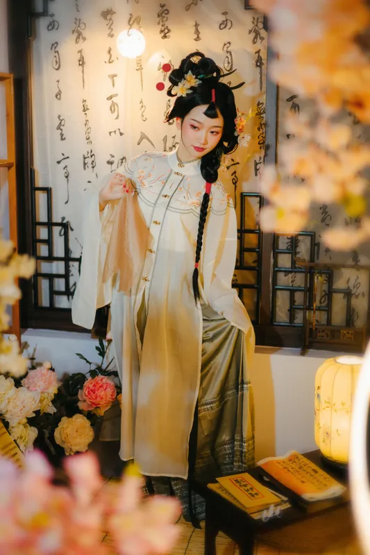 三七 - 《清汉女》[26P]