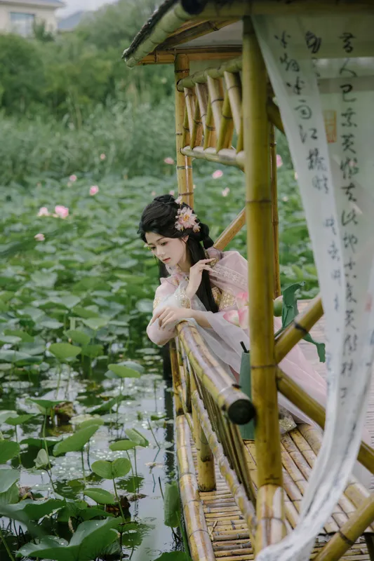 阿琳 - 《雨荷》[25P]