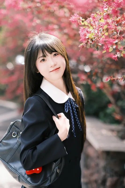 10 - 《想不到吧路边绿化的红继木拍出来这么好看》[18P]