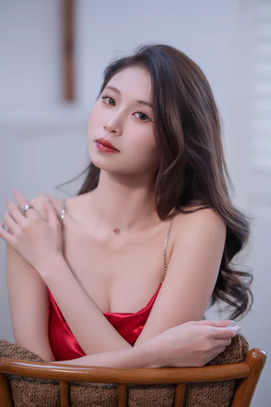 Model六 – 《慵懒与性感的碰撞》[30P] - 机器猫次元
