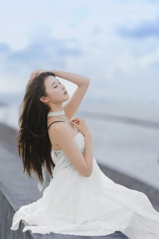 林唯艺 - 《海边的遐想》[23P]