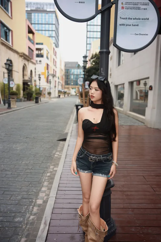 王xx - 《美式杂志街拍》[30P]