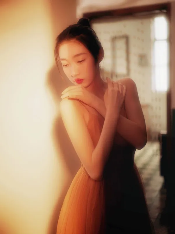 Yulia - 《黄灯下的芭蕾》[18P]