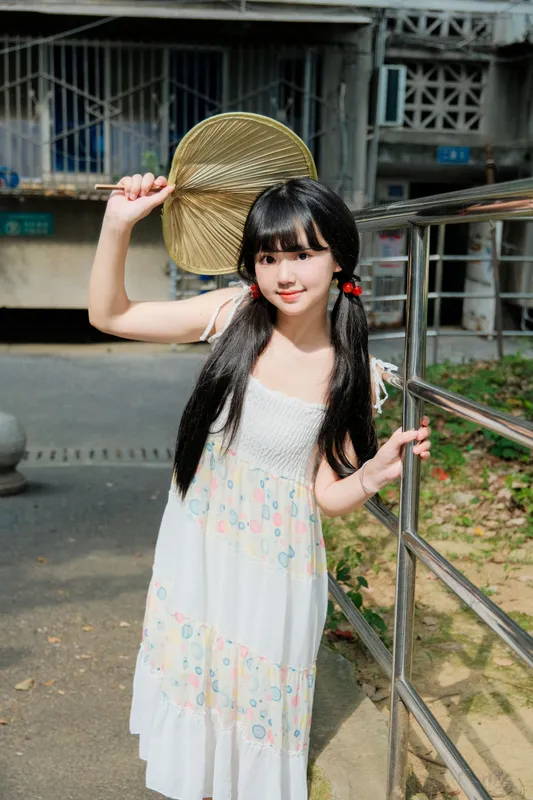 小梨花儿 – 《日系老小区拍照》[31P] - 机器猫次元