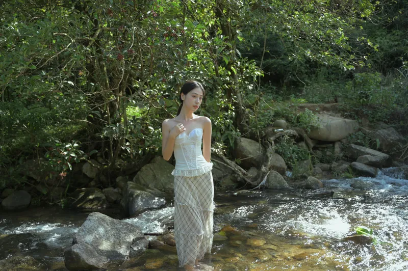 依依 - 《允许你的生命如溪水流动》[39P]