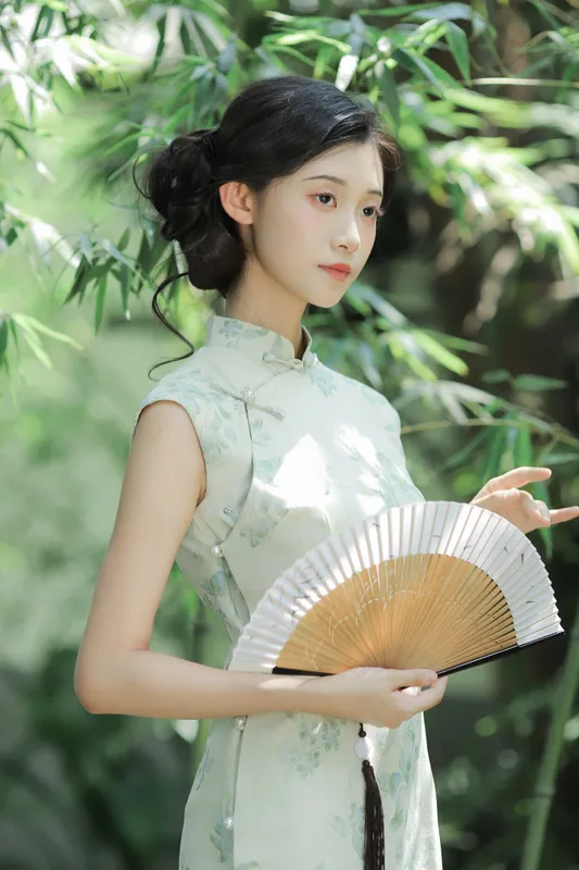 一口烧麦 – 《竹影斑驳》[18P] - 机器猫次元