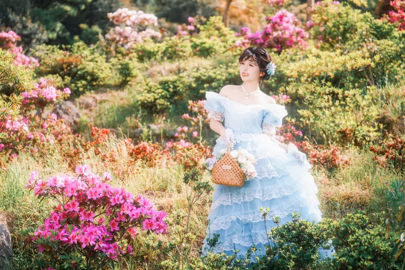 桂花鸭 – 《法式人像-杜鹃花写真》[21P] - 机器猫次元