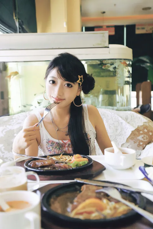 林林 – 《hello，欢迎来到千禧年》[9P] - 机器猫次元