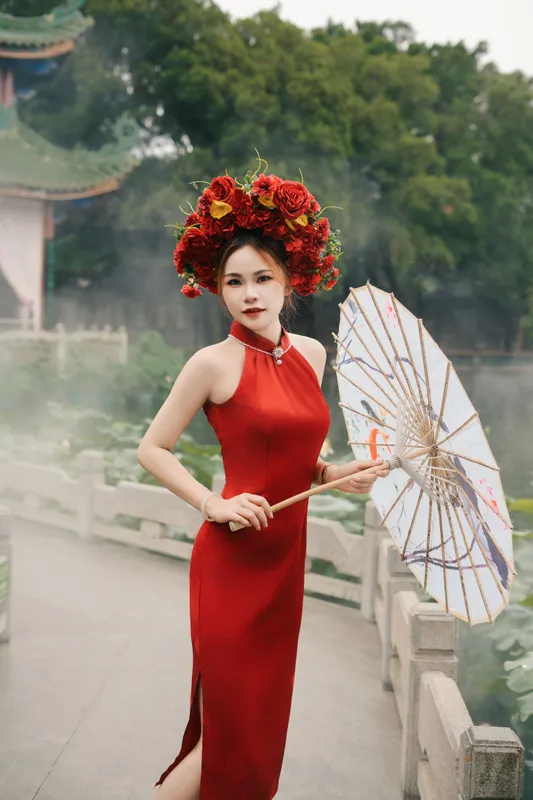 草莓熊 – 《簪花少女》[11P] - 机器猫次元