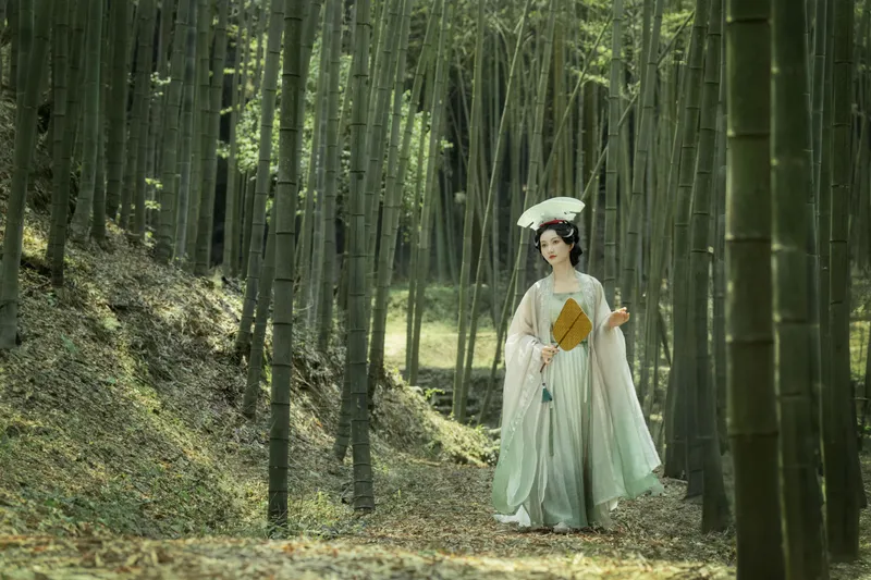 冰皮月亮蛋~ - 《北宋仕女·等肩冠》[9P]