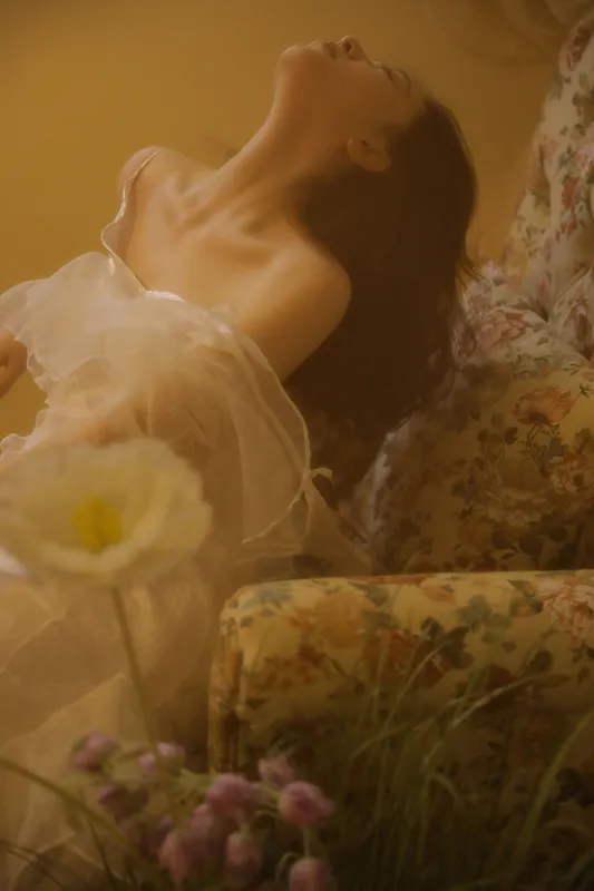 Bibo - 《以花为名》[9P]