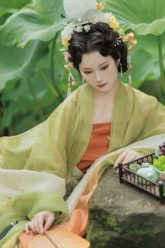 不听山 - 《宋 • 夏日荷》[9P]