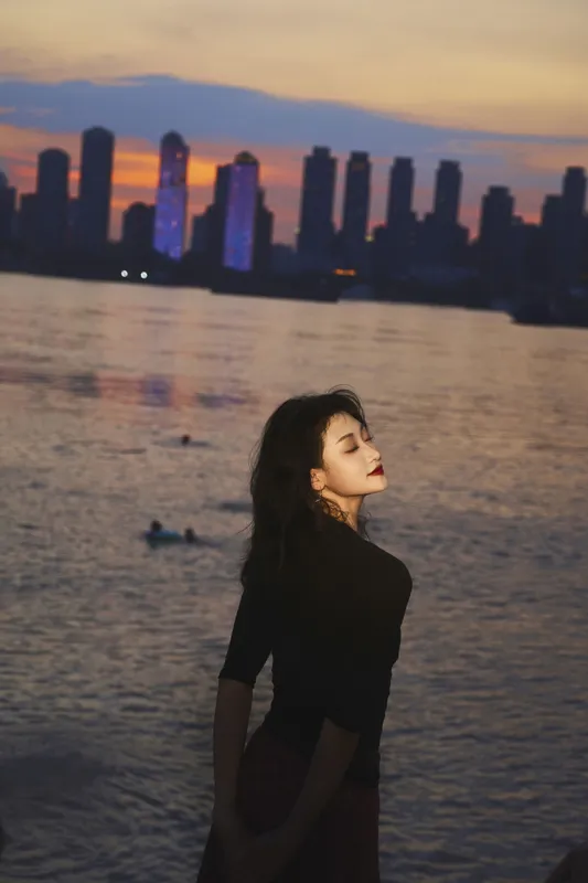 柴一丹 – 《美丽的柴一丹女士》[10P] - 机器猫次元