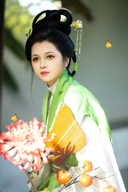《浣溪沙庭中绿影》[19P]