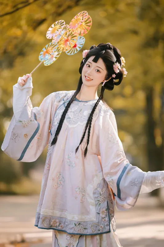 Yimi – 《在这个叶子如雪落的季节》[27P] - 机器猫次元
