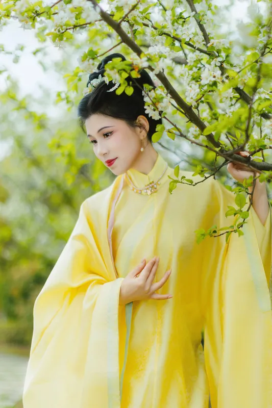 《春日花》[9P]