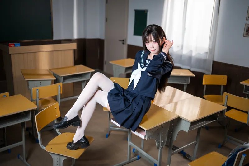 万鲨鲨 - 《JK少女》[12P]
