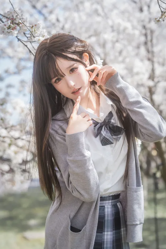 孟程程 – 《樱花JK》[30P] - 机器猫次元